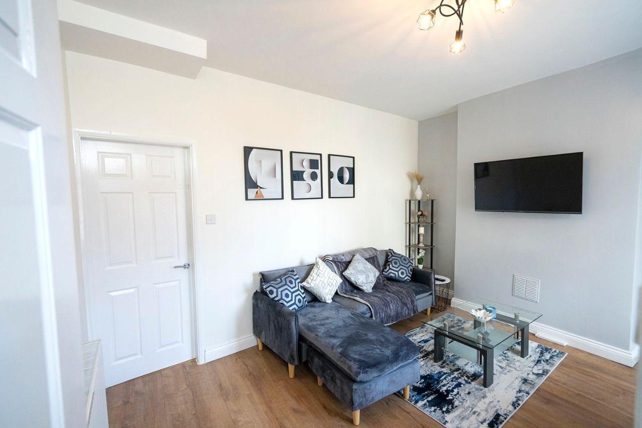 Entire House-Merseyside-Liverpool バーケンヘッド エクステリア 写真