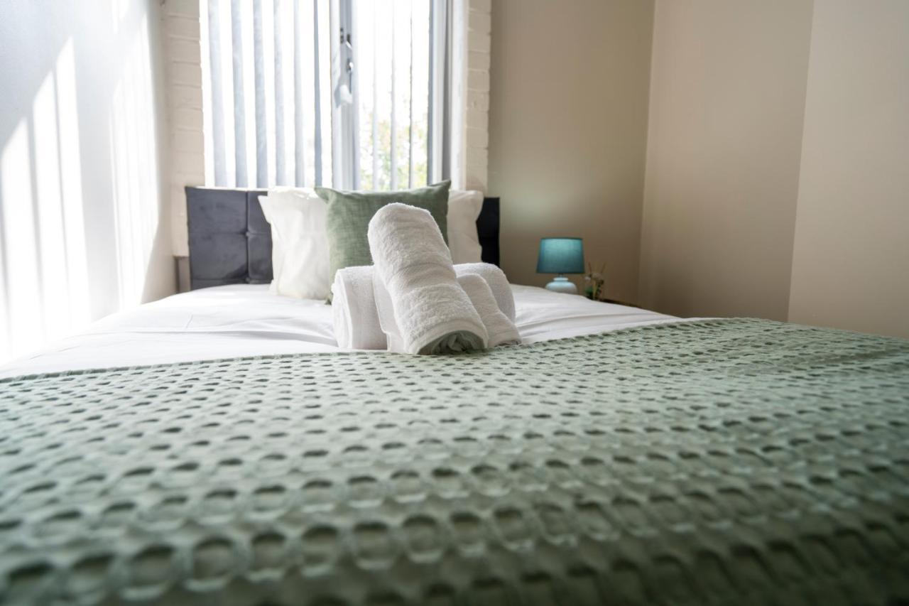 Entire House-Merseyside-Liverpool バーケンヘッド エクステリア 写真