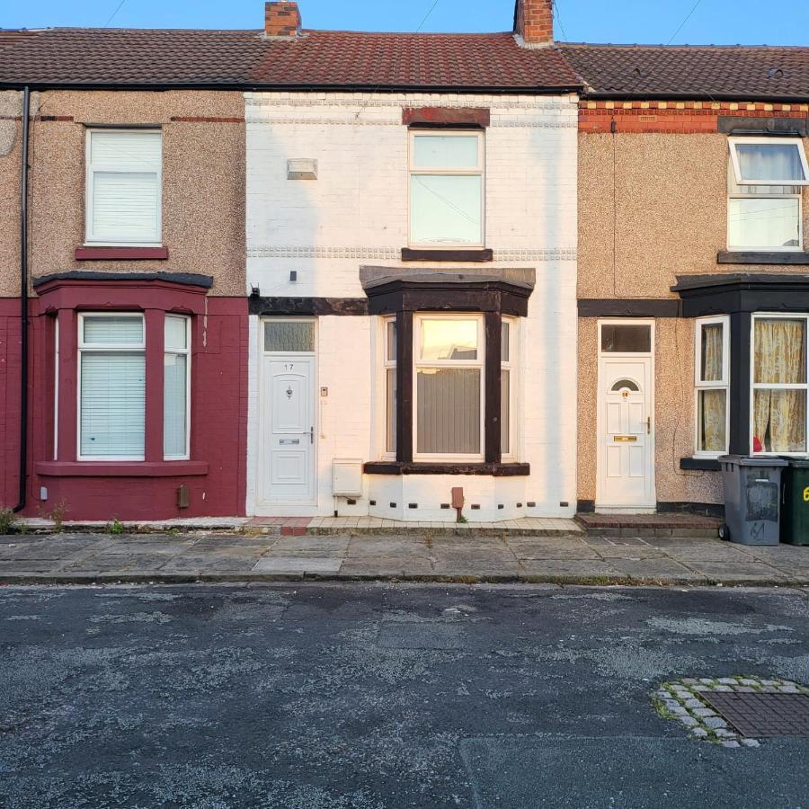 Entire House-Merseyside-Liverpool バーケンヘッド エクステリア 写真